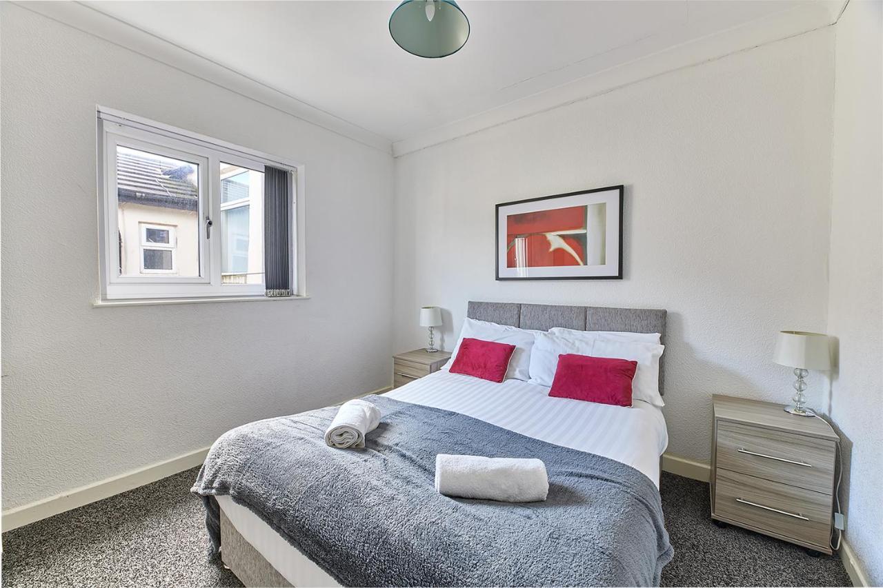 בלקפול Pleasure Holiday Apartments מראה חיצוני תמונה