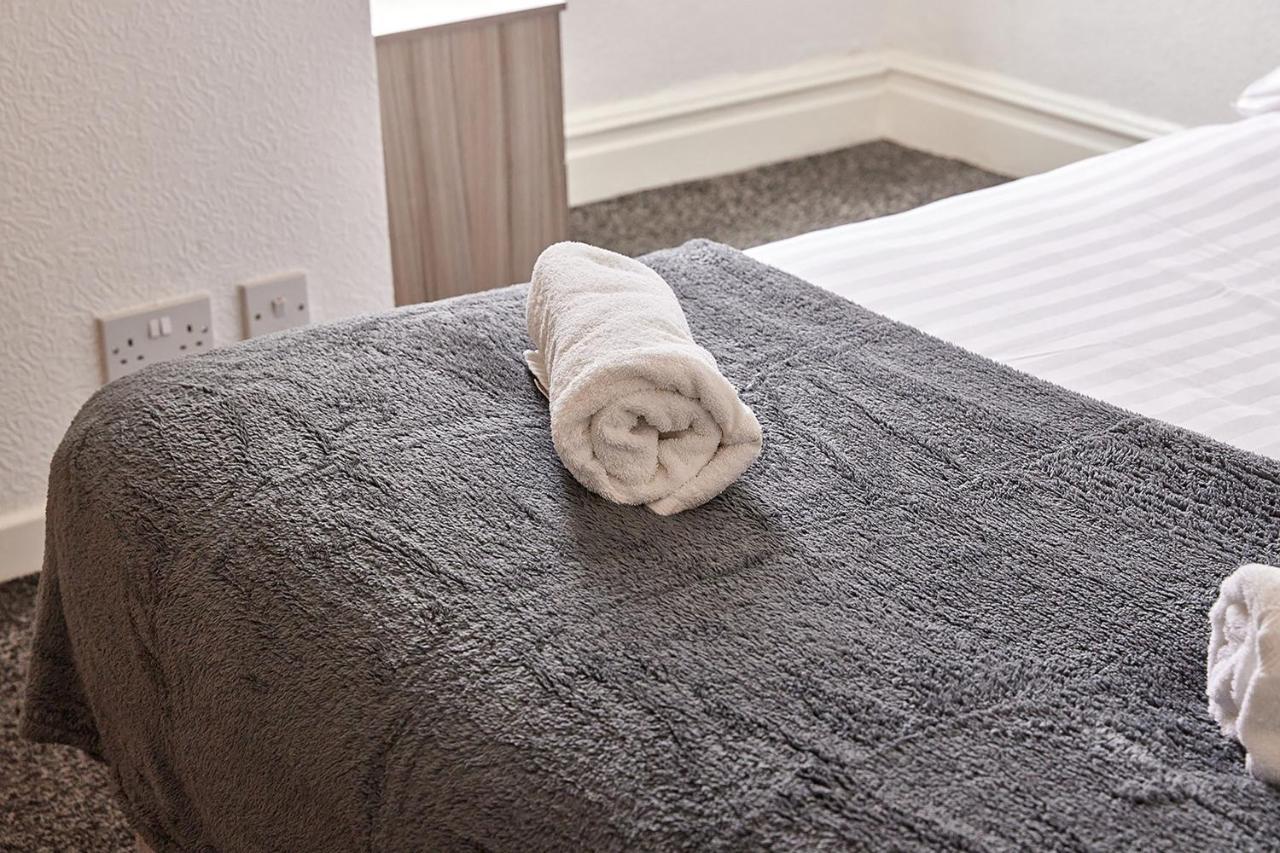 בלקפול Pleasure Holiday Apartments מראה חיצוני תמונה